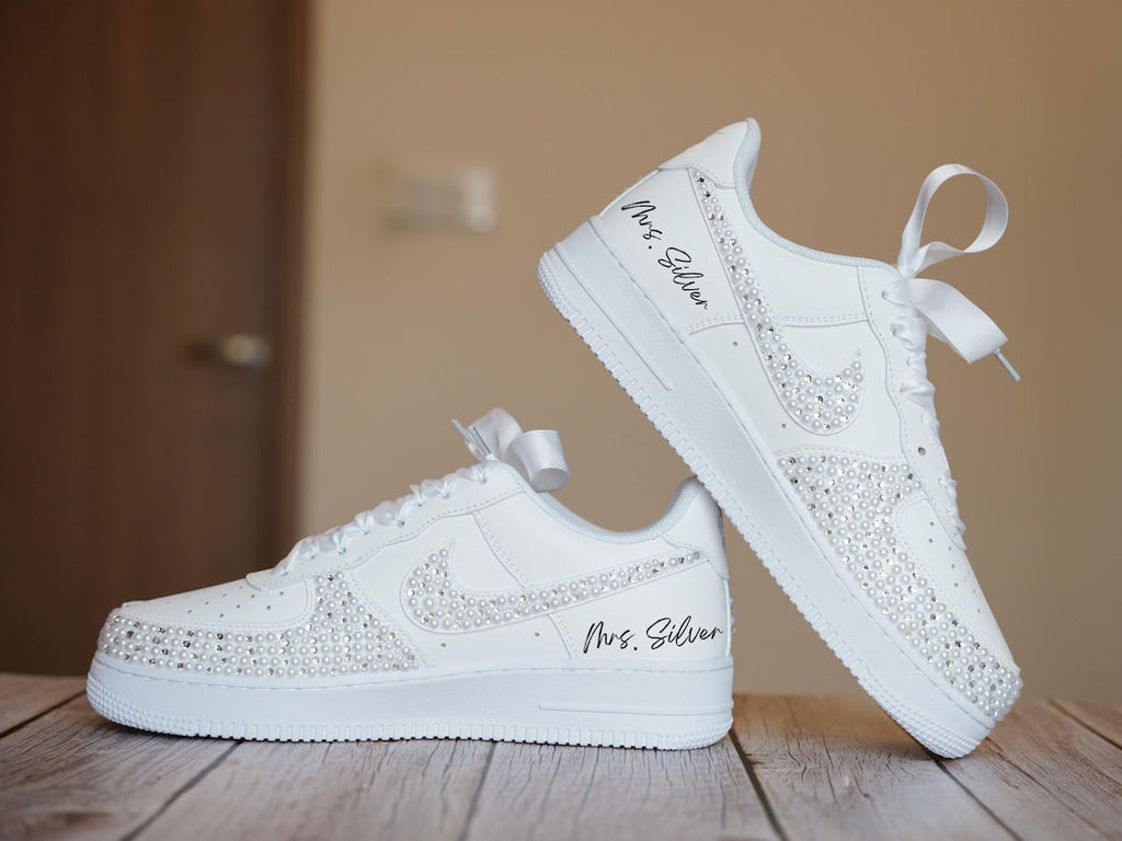Custom Air Force 1 White With Rhinestones And Bow